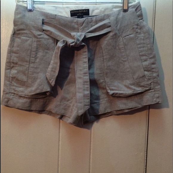 Banana Republic Women's Gray Linen Shorts - Picture 3 of 4